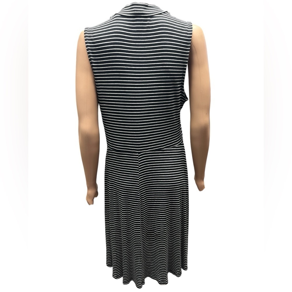 Old Navy - EC - Black and White Striped Sleeveless Dress - Picture 2 of 2